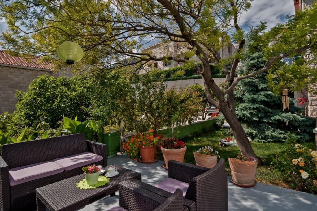 Apartment In Bol With Seaview, Terrace, Air Condition, Wifi Экстерьер фото